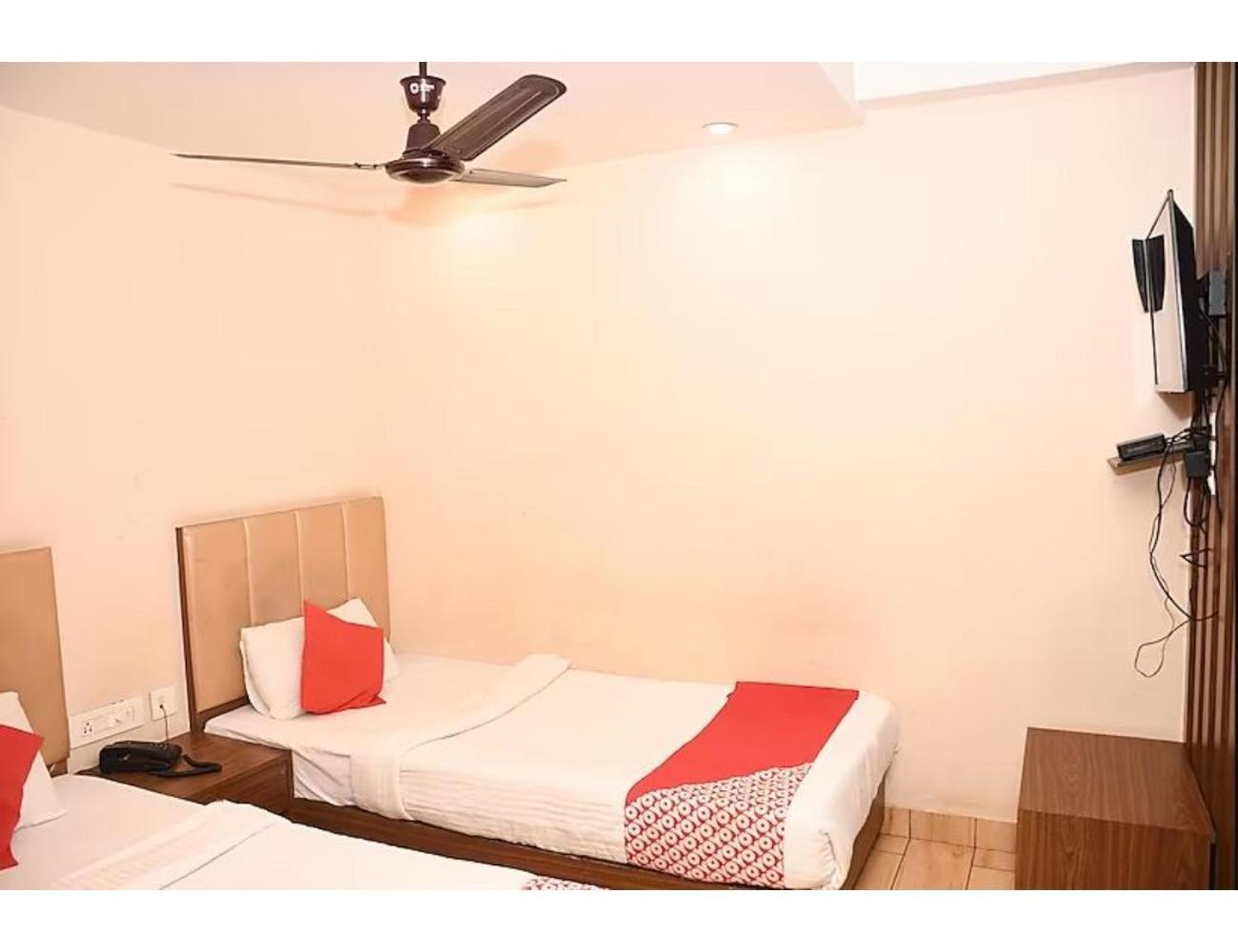 Sona Lodge, Siliguri Ngoại thất bức ảnh
